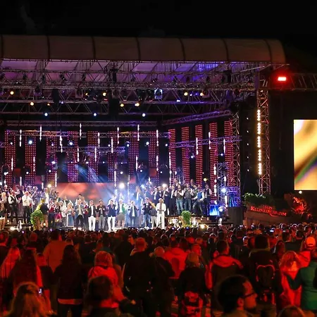 Heimeliges In Den Bergen Bad Kleinkirchheim